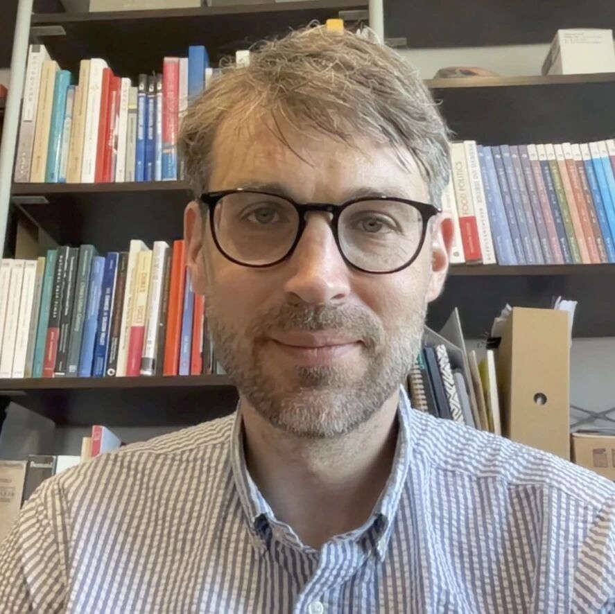 1763946373197731.jpg Philipp老师.jpg