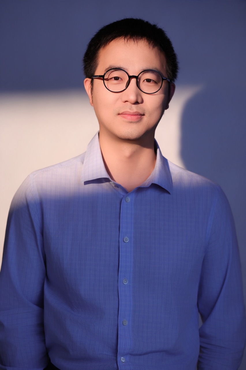 李林倬大.jpeg