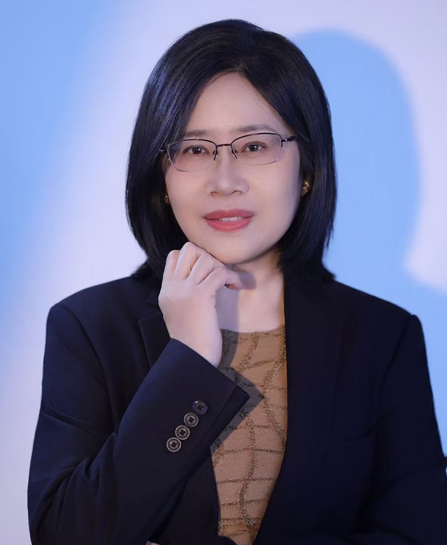 李芬.jpg